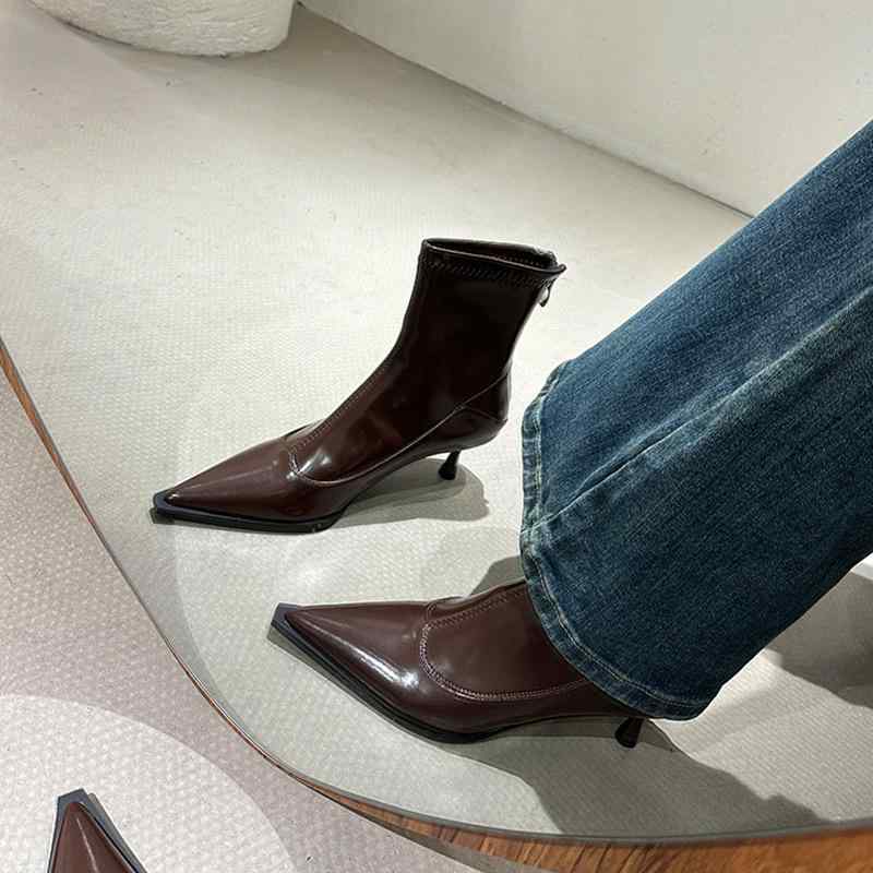 ショートブーツ レディース 女性用 ポインテッドトゥ ハイヒール 細ヒール 切り替え 裏起毛 美脚 スリム フレンチ 万能 着回し ファッションブーツ 秋冬 ブラウン ブラック ホワイト 超繊維