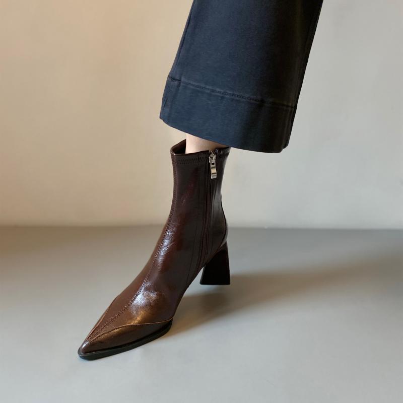 ブーツ レディース ポインテッドトゥ ソフトレザー 細見え ショートブーツ アンクルブーツ サイドジッ..