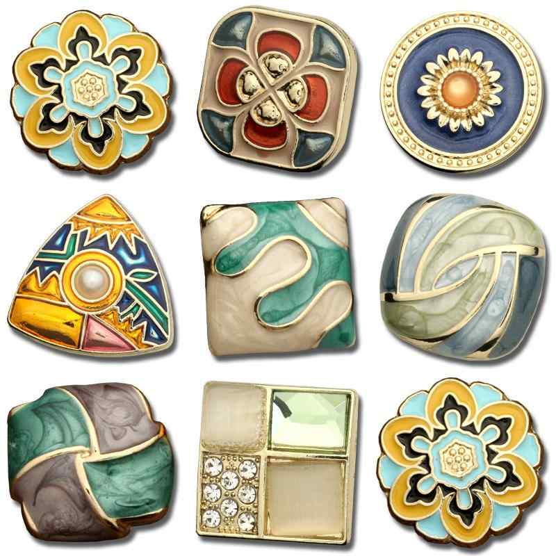 ボタン レディース 女性用 レトロ アンティーク ヴィンテージ風 メタル製 装飾ボタン 飾りボタン セーター カーディガン アウター トレンチコート スーツ ジャケット用 おしゃれ ファッション スクエア型 パール ラインストーン カラフル ツートンカラー