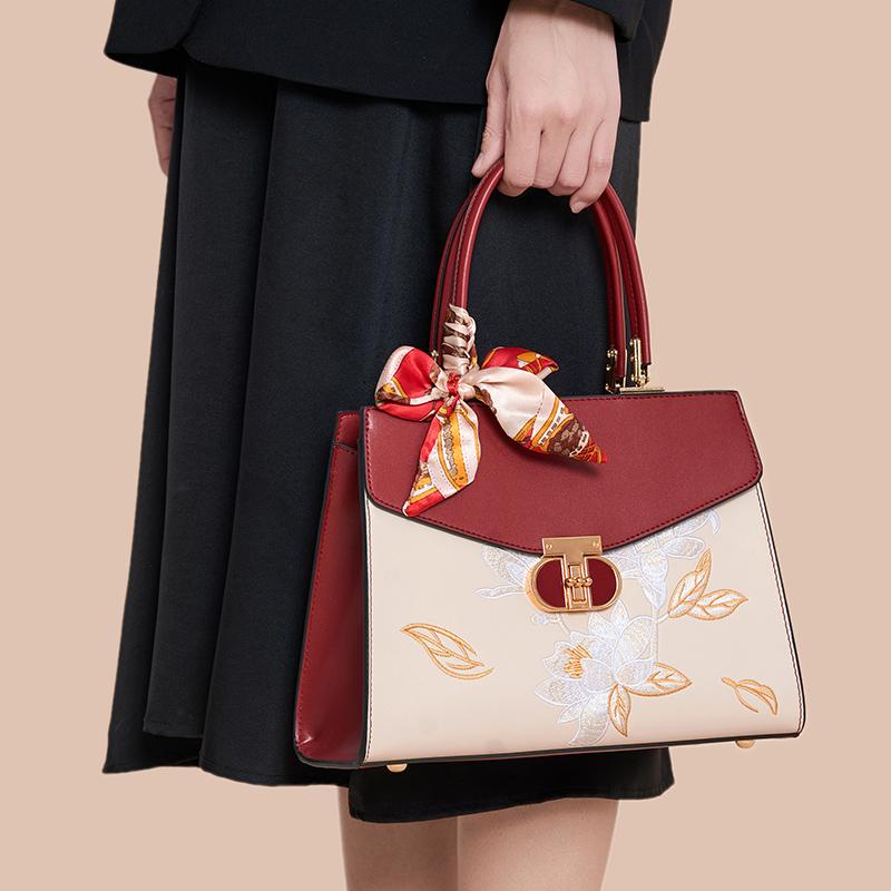 バッグ レディース ママ ミセス 婦人 モダンチャイニーズスタイル 中国風 刺繍 本革 牛革 結婚式 フォ..