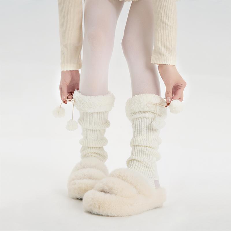 レッグウォーマー レディース 女性用 ラムウール調 モコモコ ポンポン付き ニット ロリータ 女子高生 スクール ふわふわ ミドル丈 ソックス 冬 秋冬 防寒 あったか 冷え対策 足元カバー ルームウェア アイボリー グレー ブラック