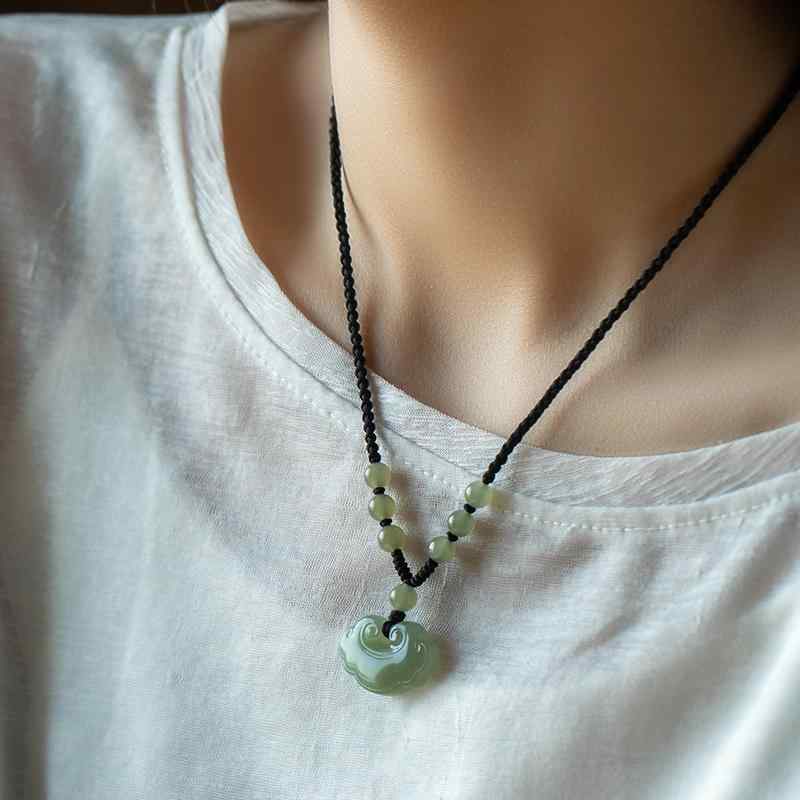 Beads - ネックレス メンズ レディース ジェード 平安 如意モチーフ ペンダント 鎖骨チェーン シルバー シルバー925 中国風 オリエンタル 開運 幸運
