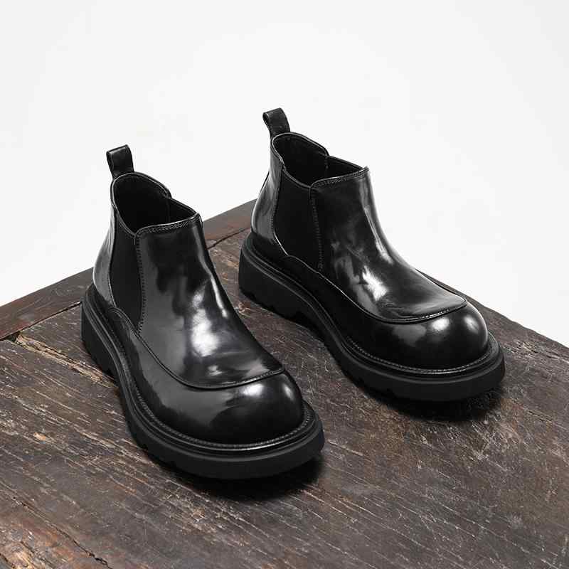 ブーツ メンズ 男性用 ブリティッシュ クラシック チェルシー ラウンドトゥ ハイカットショートブーツ スリップオン 本革 シボ加工カーフスキン 羊革裏地 ベジタブルタンニンレザー 裏ボア カジュアル トレンド 衝撃吸収 クッション EVAソール ミドル
