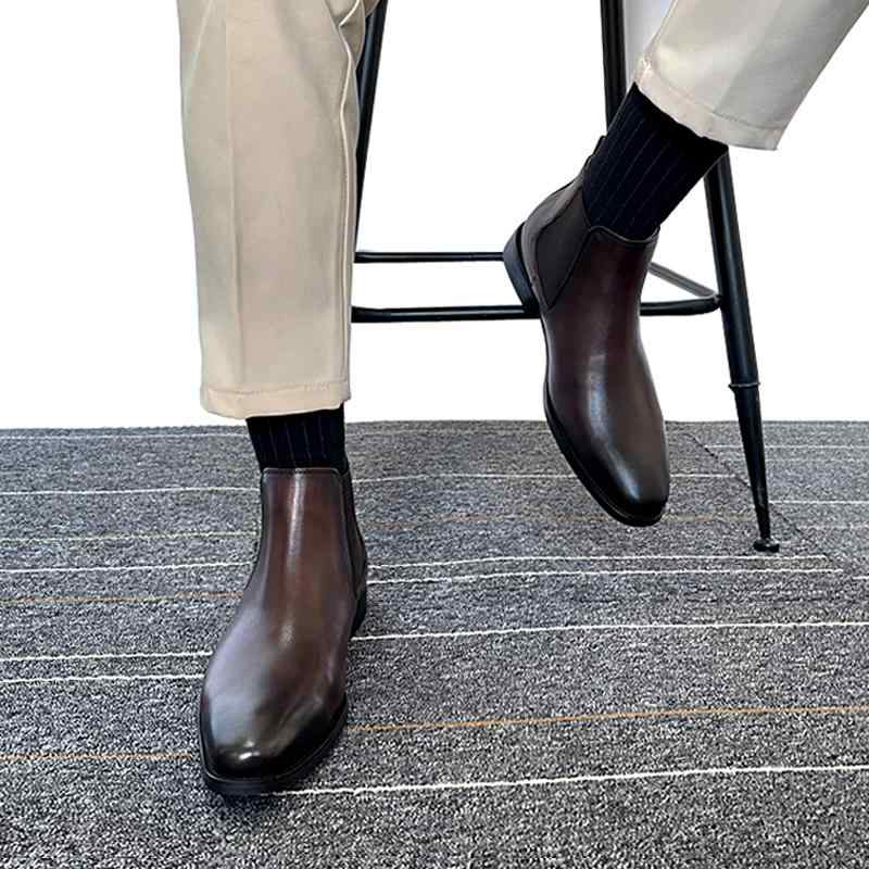 チェルシーブーツ メンズ ブローグ 牛革 レザー ビジネス カジュアル 通勤 普段使い 裏ボア 防寒 ショート丈 ラウンドトゥ ローヒール フラットソール 耐摩耗性 滑りにくい 秋冬