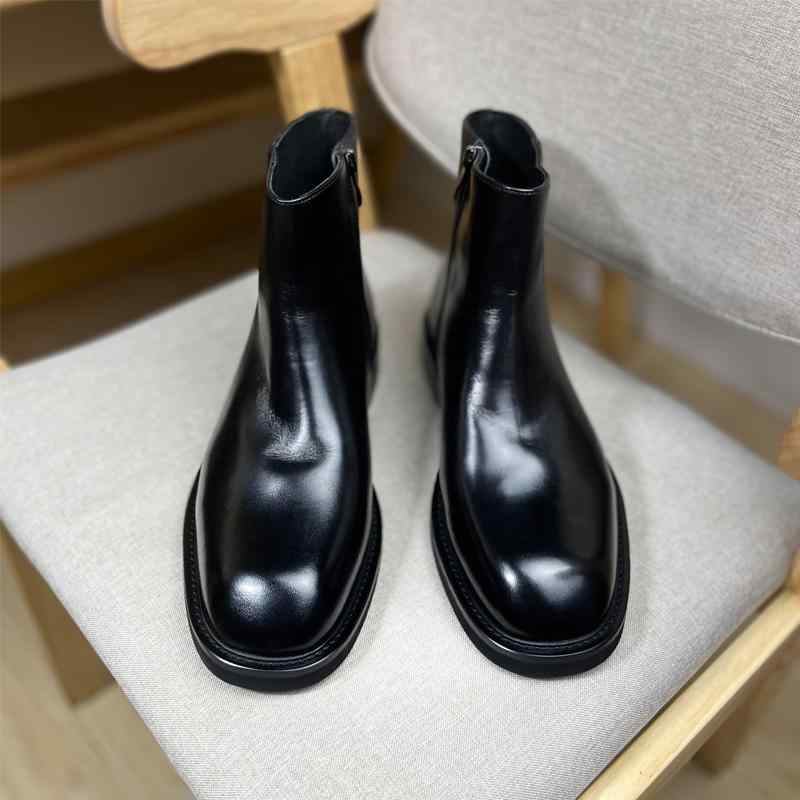ショートブーツ メンズ 男性用 本革 牛革 レザー チェルシーブーツ スクエアトゥ サイドジップ 厚底 軽量 韓国 カジュアル ローヒール ステッチ 黒 ブラック 春秋