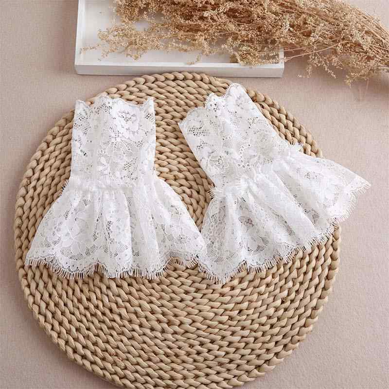 ・サイズ: フリーサイズ・素材: レース・対象: 女性・カラー展開: ホワイト、ブラック・対象年齢層: 20-59歳・スタイル: ハーフフィンガーグローブ