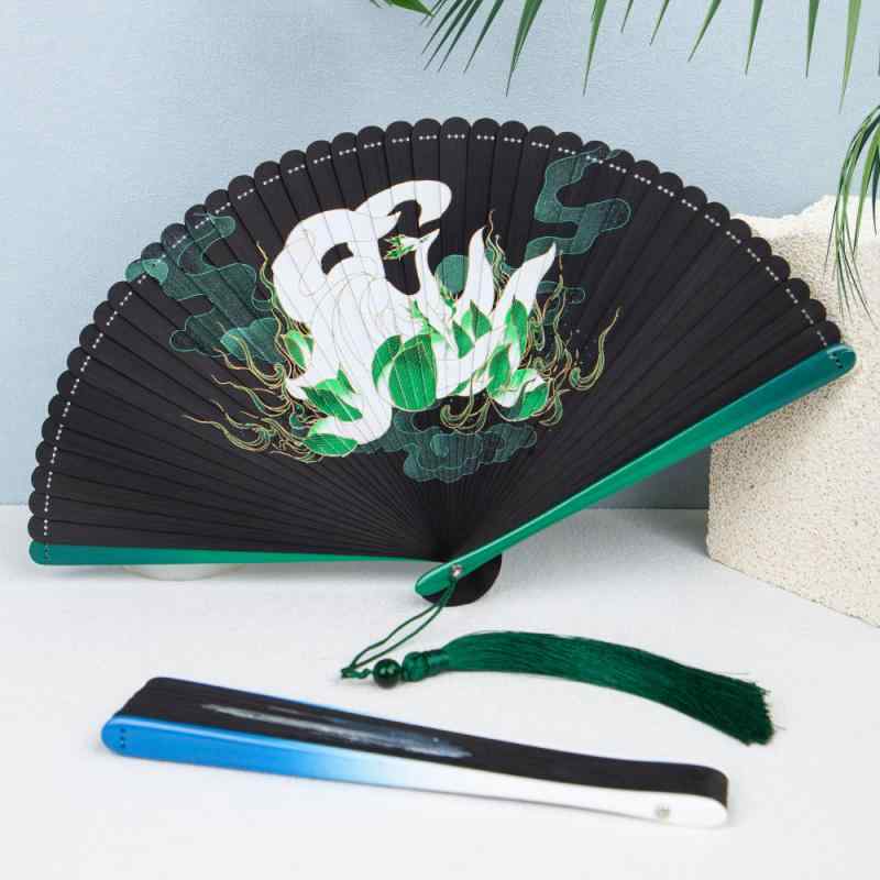 扇子 レディース 九尾の狐 竹製 吹き付け絵 グラデーション 古風 中国風 漢服 撮影用 小道具 折りたた..