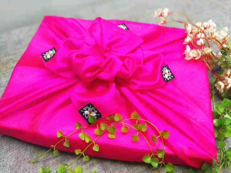 風呂敷 韓国 結婚式 ウェディング ブライダル 新年 お正月 中秋 慶事 祝儀 祝い布 民族風 伝統柄 朝鮮族花嫁 嫁入り 贈答品 月餅 ギフト 上品 華やか 赤 ピンク 黄