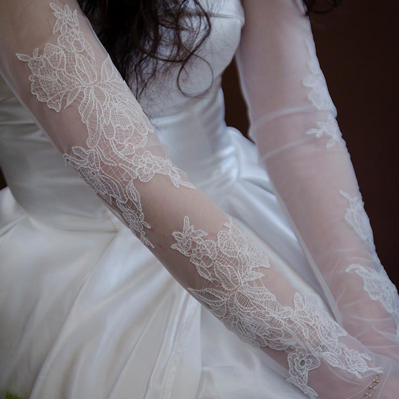手袋 花嫁 ウェディング グローブ レース ロング丈 白 エレガント ドレス フォーマル ブライダル アク..