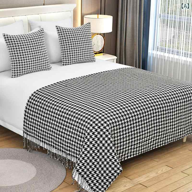 ベッドスロー おしゃれ ランナー ホテル 装飾 民宿 旅館 千鳥格子 クッションカバー フリンジ 寝具 インテリア アクセント 上品 黒 白 グレー 四角 スクエア