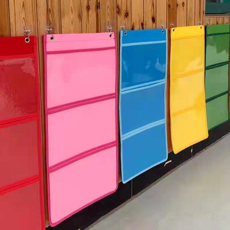 ウォールポケット 透明 キッズ 男の子 女の子 幼稚園 保育園 作品収納 絵本 図書 教材 学校 壁掛け A3 ..