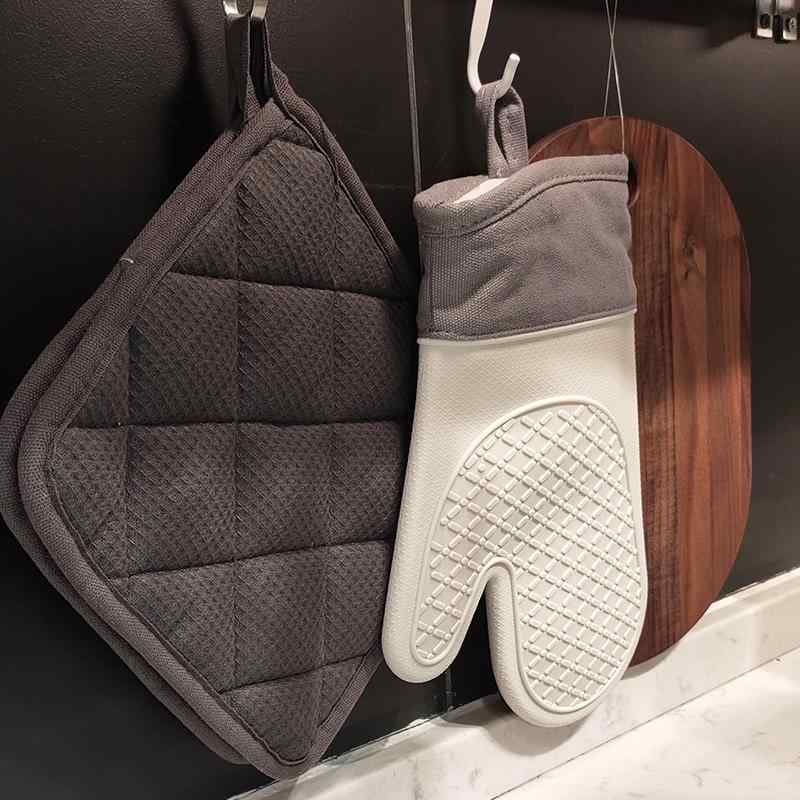 手袋 メンズ レディース 厚手 滑り止め コットン シリコン 耐熱 断熱 オーブン 電子レンジ調理 キッチン用 グローブ やけど防止 高温作業