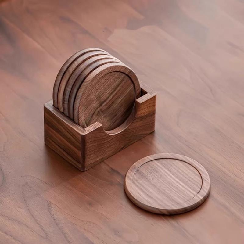 コースター 北米ウォールナット材 無垢材 円形 耐熱 断熱 火傷防止 コップ敷き 茶托 鍋敷き おうちカフェ 来客用 食卓 デスクワーク インテリア雑貨 ギフト