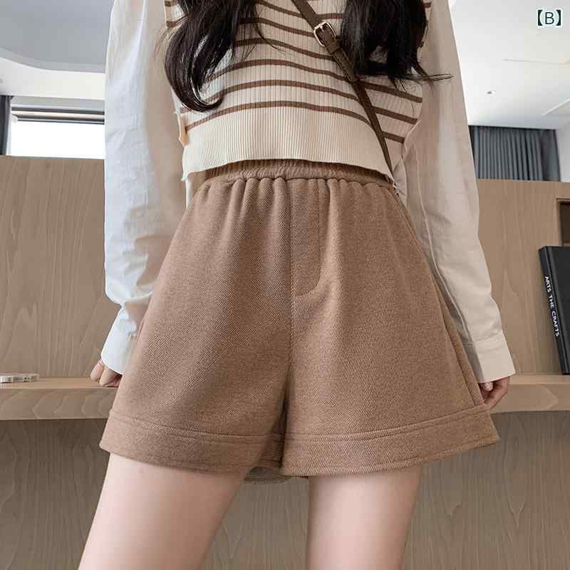 ショートパンツ レディース ウール調 メルトン 質感 ハイウエスト 3分丈 ワイド フレア キュロット 着回し 万能 ストレッチ 伸縮性 シンプル 通勤 普段使い ポケット付き レギュラーフィット 秋冬 ポリエステル ブラックグレー カーキ オフホワイト