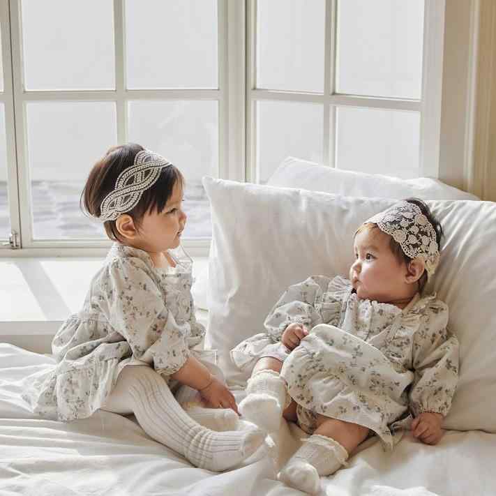 ・スタイル: プリンセス・性別: 女性・カラー展開: ホワイト1, ホワイト2, センセン-1, センセン-2, センセン-3, センセン-4, センセン-5, センセン-6, センセン-7, センセン-8, センセン-9