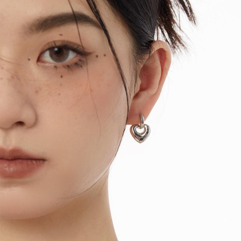 アクセサリー ピアス レディース シンプル エレガント 上品 ロマンチック スイート ハート 透かし彫り ..