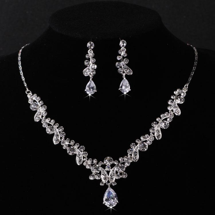 �ͥå��쥹 ��ǥ����� ���륳�˥� �饤�󥹥ȡ��� �ԥ��� ������ ���å� �뺧�� �֥饤���� ���� ��Ϫ�� �ѡ��ƥ��� �ե����ޥ� �ɥ쥹���å� ��� �ڹ� ���쥬��� ����