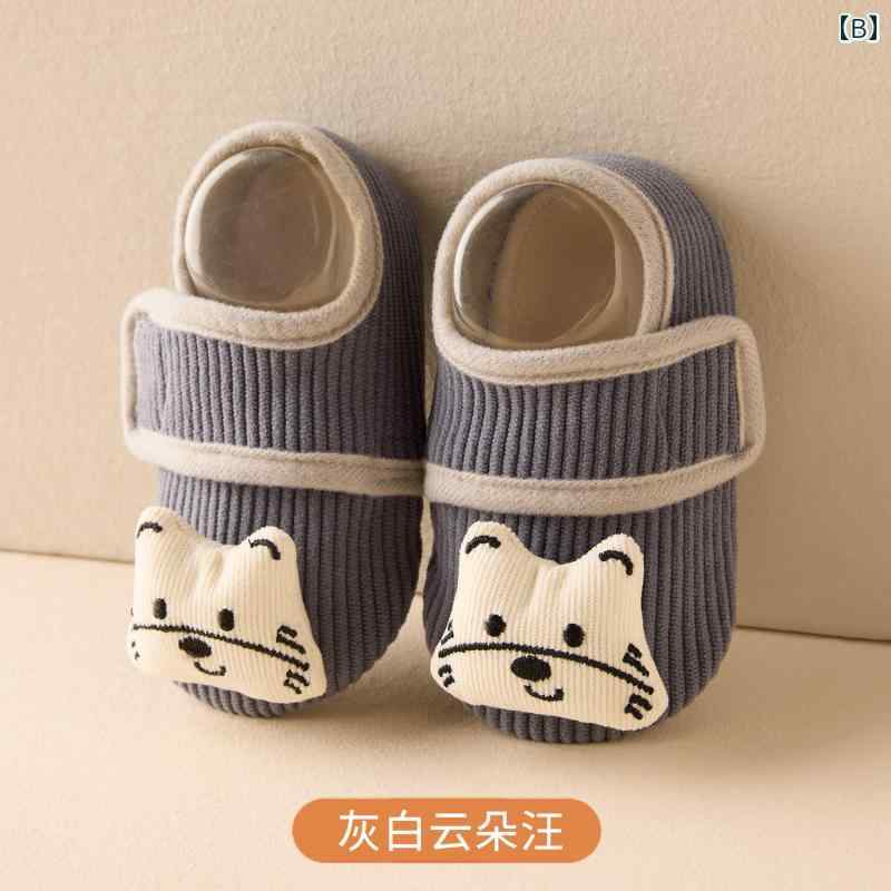 ベビー ファーストシューズ 男の子 女の子 秋冬 あったか 保温 厚手 もこもこ やわらか底 滑り止め付き ルームシューズ 室内履き フロアソックス 靴下 動物柄 クッション性 3