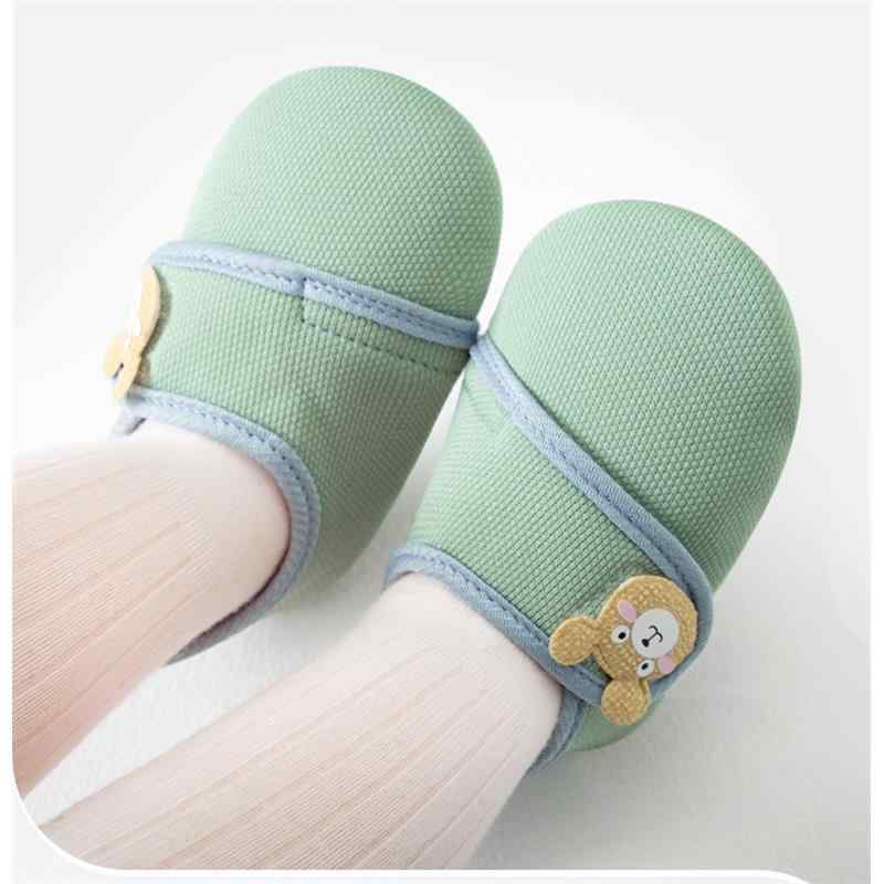ソックスシューズ ベビー キッズ 男の子 女の子 四季 室内履き ルームシューズ 滑り止め 防滑加工 ゴム底 歩行練習 冷え防止 幼稚園 保育園 フローリング カーキ グリーン ピンク