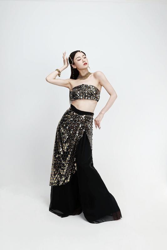 ベリーダンス 衣装 レディース ダンスウェア セットアップ 練習着 発表会 舞台 パフォーマンス スパンコール キラキラ ビスチェ スカート ハーレムパンツ 春夏