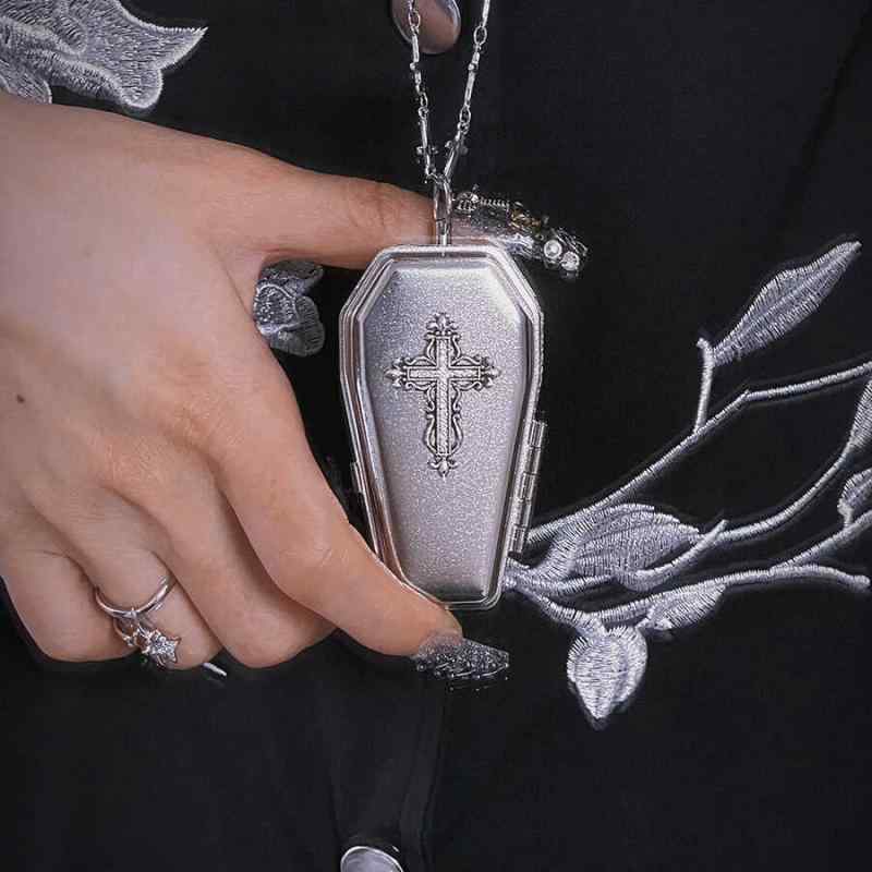 ネックレス メンズ レディース ゴシック ダーク 十字架 コフィン パンク 携帯灰皿 レトロ 宮廷風 王冠 ローマ数字 アクセサリー ファッション 合金 チタン鋼 丸玉チェーン クール 個性的 ペンダント 首飾り