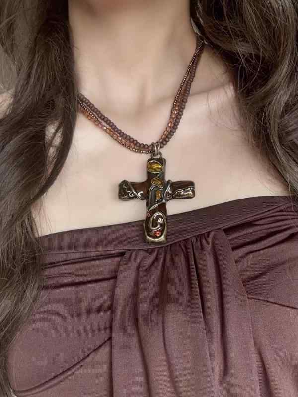 ・スタイル: パンク・ペンダント素材: 合金・チェーン素材: 合金、シルバーメッキ、ゴールドメッキ・商品タイプ: アクセサリー・柄: 十字架、王冠、ローマ数字・性別: 男女兼用・チェーンスタイル: クロスチェーン・カラー: 褐色