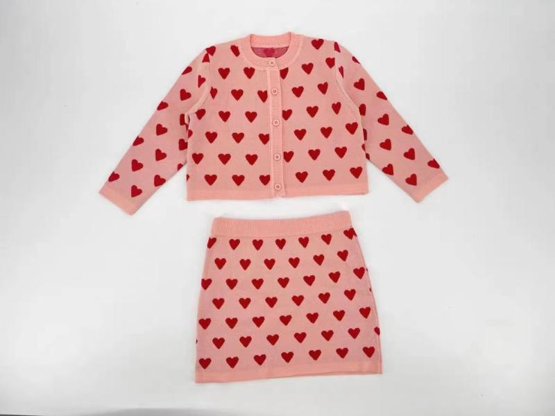 セットアップ 女の子 ジュニア キッズ カーディガン ニットワンピース セーターワンピース 秋冬 トレンド おしゃれ ファッション ジャガード 丸首 前開き 普段使い お出かけ 柔らかな肌触り ピンク