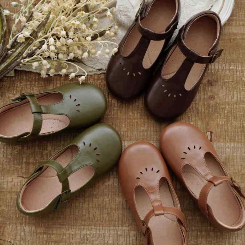 キッズシューズ 女の子 ベビー 韓国 レトロ フォーマル ストラップ 面ファスナー 柔らかい 通気性 くり..