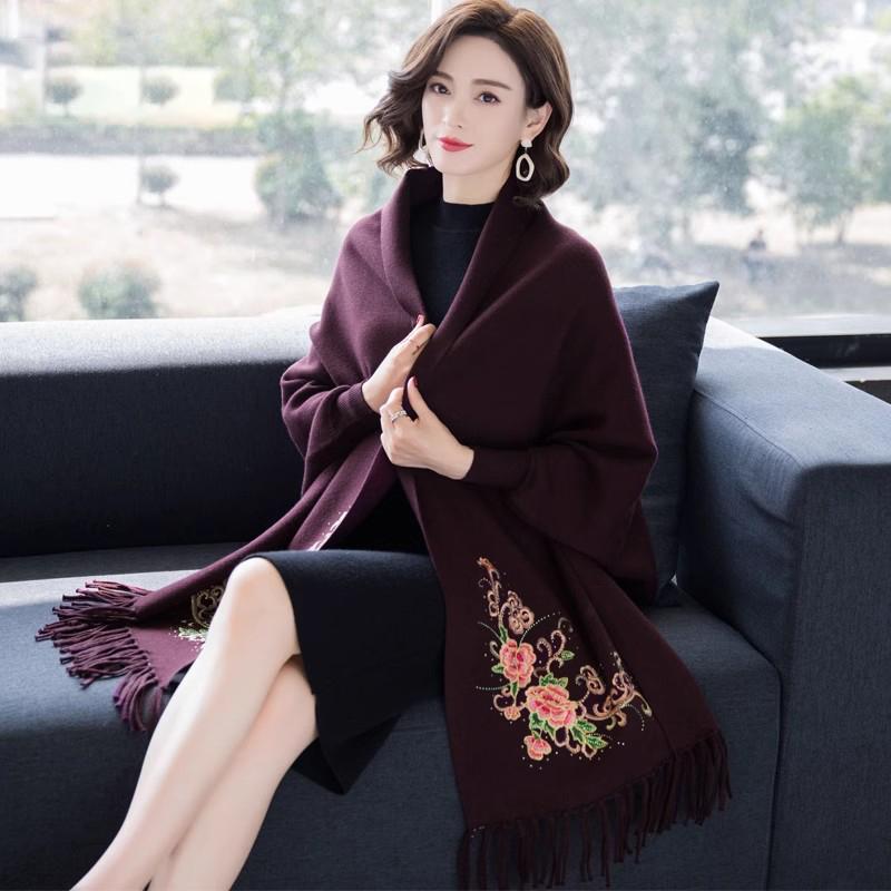 ケープ レディース チャイナドレス ショール 袖付き ポンチョ ウール 厚手 暖かい 防寒 羽織り スカーフ マフラー 2way 刺繡 花柄 秋冬 赤 ワインレッド 黒