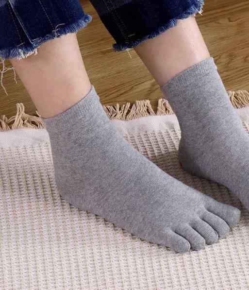 靴下 レディース 女性用 五本指ソックス 綿 コットン 綿 防臭 ミドル丈 クルーソックス 普段使い 普段..
