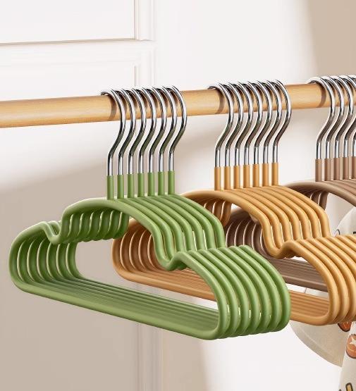 ハンガー ベビー キッズ 男の子 女の子 衣類ハンガー 跡がつかない 滑り止め ノンスリップ 樹脂製 金属..