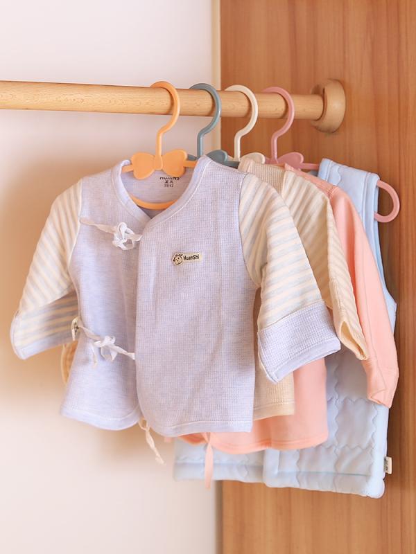 ハンガー 子供用 ベビー キッズ 男の子 女の子 多機能 滑り止め プラスチック製 家庭用 部屋干し 物干し 小さめ 北欧カラー ピンク ブルー