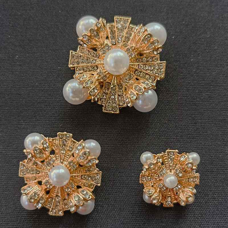 ボタン レディース 金属 パール ジルコニア 手縫い ジャケット ワンピース スーツ フォーマル 丸型 金 装飾 飾り 上品 エレガント