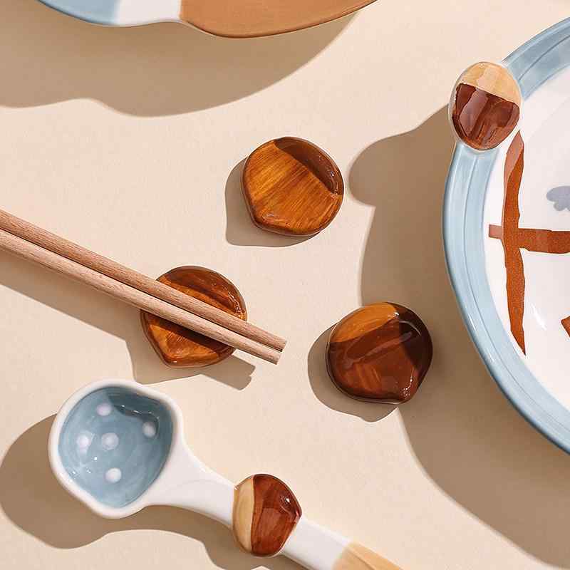 箸置き かわいい 栗 陶器製 和風 家庭用 食卓小物 おしゃれ レトロ 繊細 上品 普段使い 来客用 ギフト ..