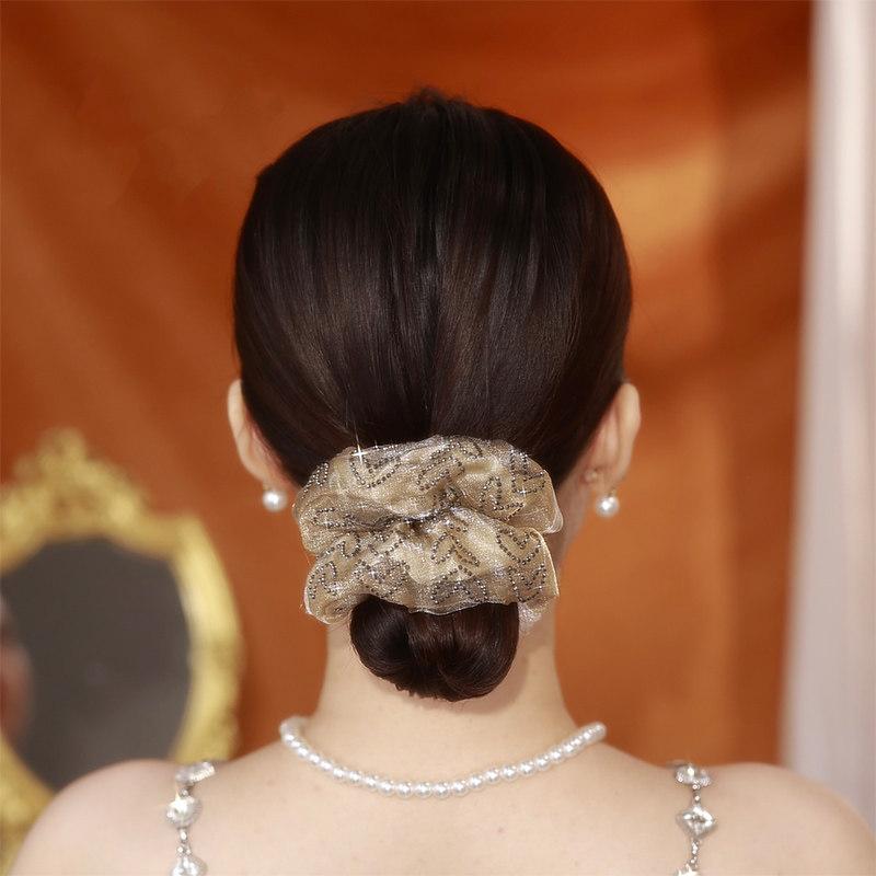 ・特徴: ネット・スタイル: 日韓・素材: 布・カテゴリ: ヘアゴム・カラー展開: 赤, 黒, シャンパン色, 藕粉色, 青, 紫・セット展開: 2点セット, 3点セット, 4点セット, 5点セット