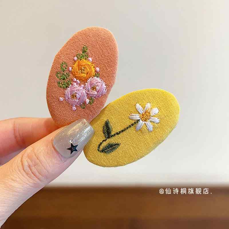 ヘアアクセサリー 女の子 ベビー キッズ 韓国 かわいい おしゃれ 髪飾り 髪留め 前髪クリップ ピン 小花柄 リボン レース 刺繡 普段使い お出かけ 簡単装着 ヘアアレンジ