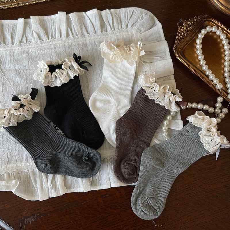 靴下 女の子 子供 ベビー ソックス 秋冬 レース フリル リボン プリンセス 韓国 ショート丈 ミドル丈 かわいい やわらか 普段使い お出かけ 通園 発表会