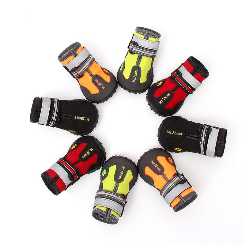 ドッグシューズ 犬用 大型犬 中型犬 小型犬 防水 滑り止め レインブーツ 雨靴 肉球保護 足カバー 汚れ防止 散歩用 通気性 メッシュ素材 裏ボア 撥水加工 赤 黒 青