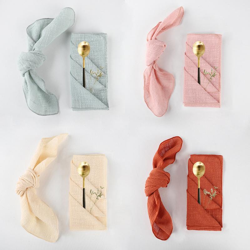 ナプキン ランチョンマット 布 コットン 素材 クレープ生地 メロウ加工 正方形 スクエア 高級感 ナチュラル フレンチ風 アメリカンスタイル パーティー ディナー 食卓 ベージュ アイボリー キャメル 吸水性 速乾性 通気性 柔らかい