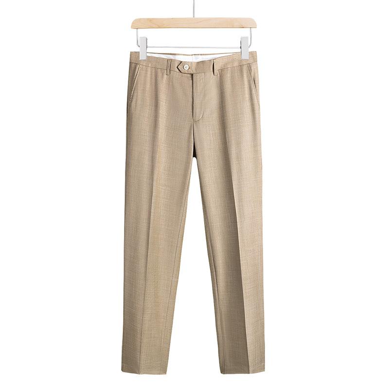 ・スタイル: カジュアル、スマートビジネス・フロント仕様: シングル1つボタン・誤差範囲: 1-2cm・主な素材: アセテート繊維 80%、化学繊維混紡・ネックライン: ピークドラペル・仕様: センターベント、接着芯地・シルエット: スリム...