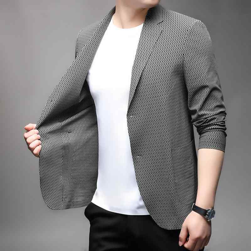 ・前立て: シングル2つボタン・素材: 化学繊維混紡・主素材: アセテート・主素材含有率: 71%〜80%・シルエット: スリムフィット・生地の厚さ: 標準・詳細: 正装、礼服・カラー展開: カーキ、ブラック、グレーグリーン・サイズ展開: 48、50、52、54、56・スタイル: アーバンファッション