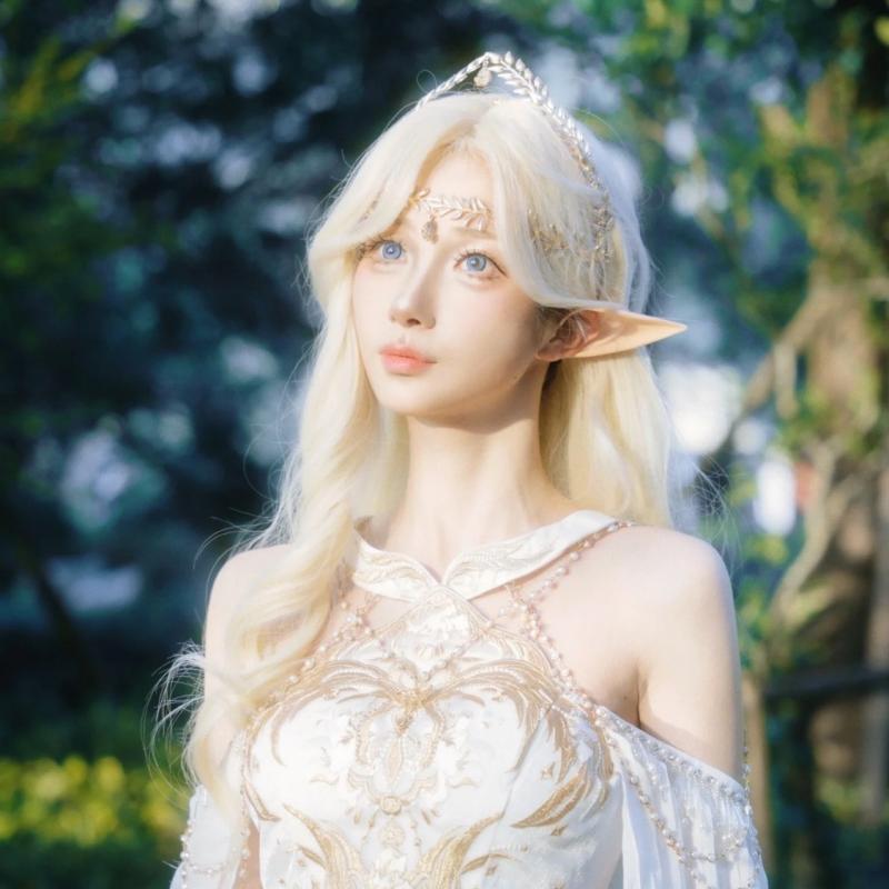 ティアラ レディース 王冠 ヘアアクセサリー ヘッドドレス ウェディング ブライダル 結婚式 誕生日 パーティー 花嫁 バロック風 プリンセス ゴージャス 高級感 上品 華やか 黄水晶 クリスタル レッド ゴールド グリーン
