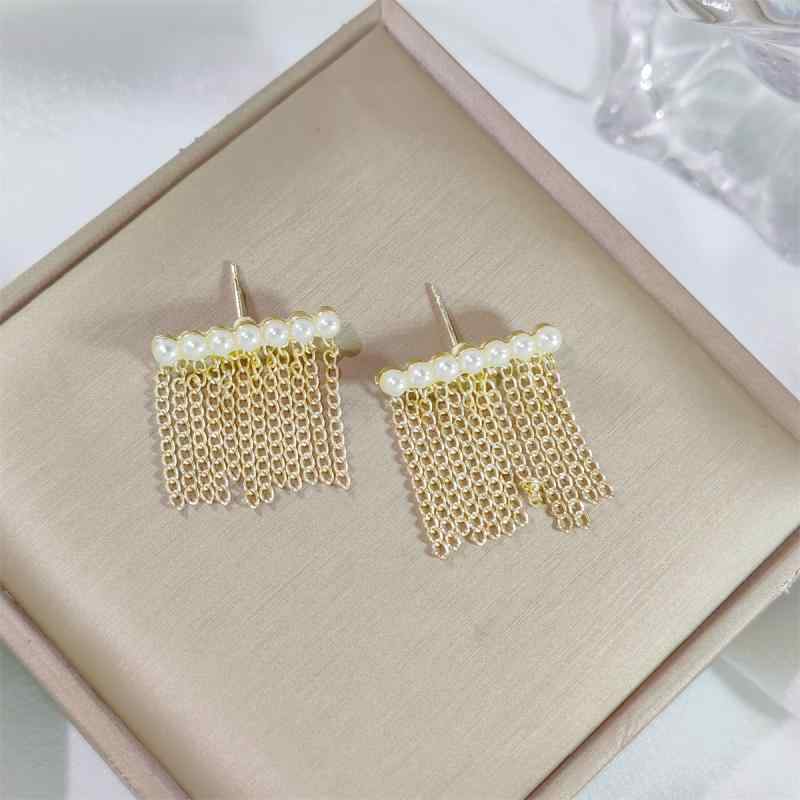 ピアス レディース 耳飾り アクセサリー シンプル 高級感 インスタ映え チェーン タッセル フリンジ 揺..