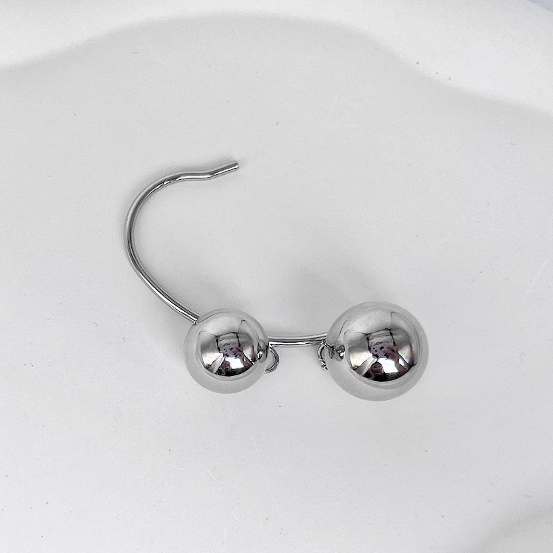 イヤーカフ レディース 耳飾り ノンホールピアス ダブルボール 銅球 シンプル 欧米風 幾何学 電気メッキ加工 合金 高級感 春夏 通勤 普段使い 華奢 かわいい ゴールド シルバー(4.0)