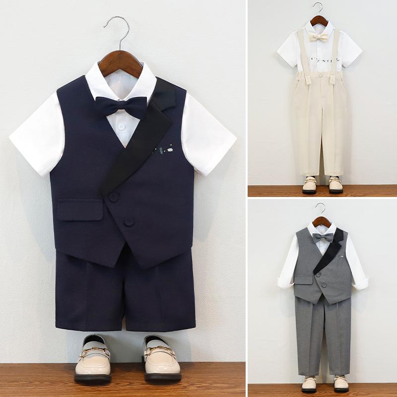 ・性別: 男の子・対象年齢: 3〜8歳・カテゴリ: セットアップ・スタイル: 韓国・襟の: スーツカラー・袖丈: ノースリーブ・生地の厚さ: 普通・丈の長さ: ショート丈・生地加工: 酵素洗い・主な素材: ポリエステル・主な素材比率: 80%・裏地素材: ポリエステル・裏地素材比率: 80%・留め具の種類: シングルボタン・ライナー素材: ポリエステル・カラー展開: ベージュ、ネイビー、グレー・サイズ展開: 80, 90, 100, 110, 120, 130, 140, 150
