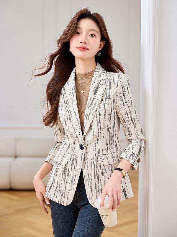 テーラードジャケット レディース 春夏 スーツ 上着 アウター 通勤 オフィス デイリー スリム 1つボタン 長袖 襟 高級感 きれいめ 上品 エレガント 小さいサイズ 細見え ワインレッド アイボリー ポリエステル