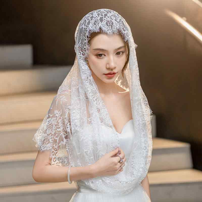 ヘッドドレス レディース ベール 髪飾り スカーフ ヘアアクセサリー ヒジャブ レース 花柄 フラワー 刺繍 透け感 シースルー 華やか 上品 被り物 プルオーバー ショート丈 結婚式 パーティー ムスリム 白 黒