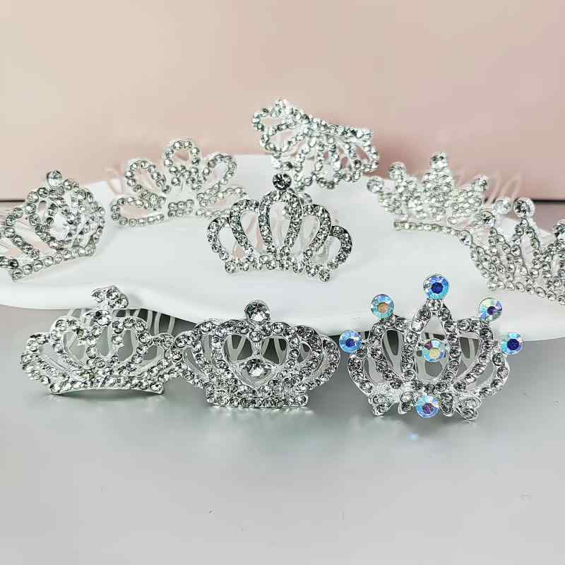 カチューシャ 女の子 子供 ベビー 王冠 ティアラ 髪飾り 発表会 誕生日 結婚式 プリンセス クラウン クリップ 電気メッキ加工 クリスタル キラキラ かわいい 高級感 星座モチーフ 韓国 ゴールド シルバー ホワイト 秋冬