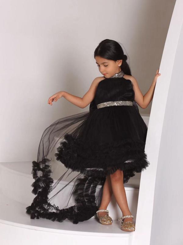 ドレス 女の子 子供服 キッズ 発表会 結婚式 誕生日 チュール レース リボン プリンセス フィッシュテール ホルターネック ロング 高級感 かわいい フォーマル お姫様 ブラック ホワイト ピンク 綿 ポリエステル