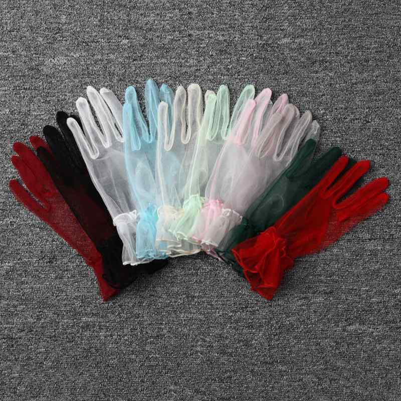 手袋 レディース ショート メッシュ グローブ シアー 透け感 通気性 日焼け防止 UVカット 婦人用 結婚式 披露宴 二次会 黒 白 赤 チュール 柔らかい 伸縮性 フィット 発表会 演奏会 衣装 アクセサリー